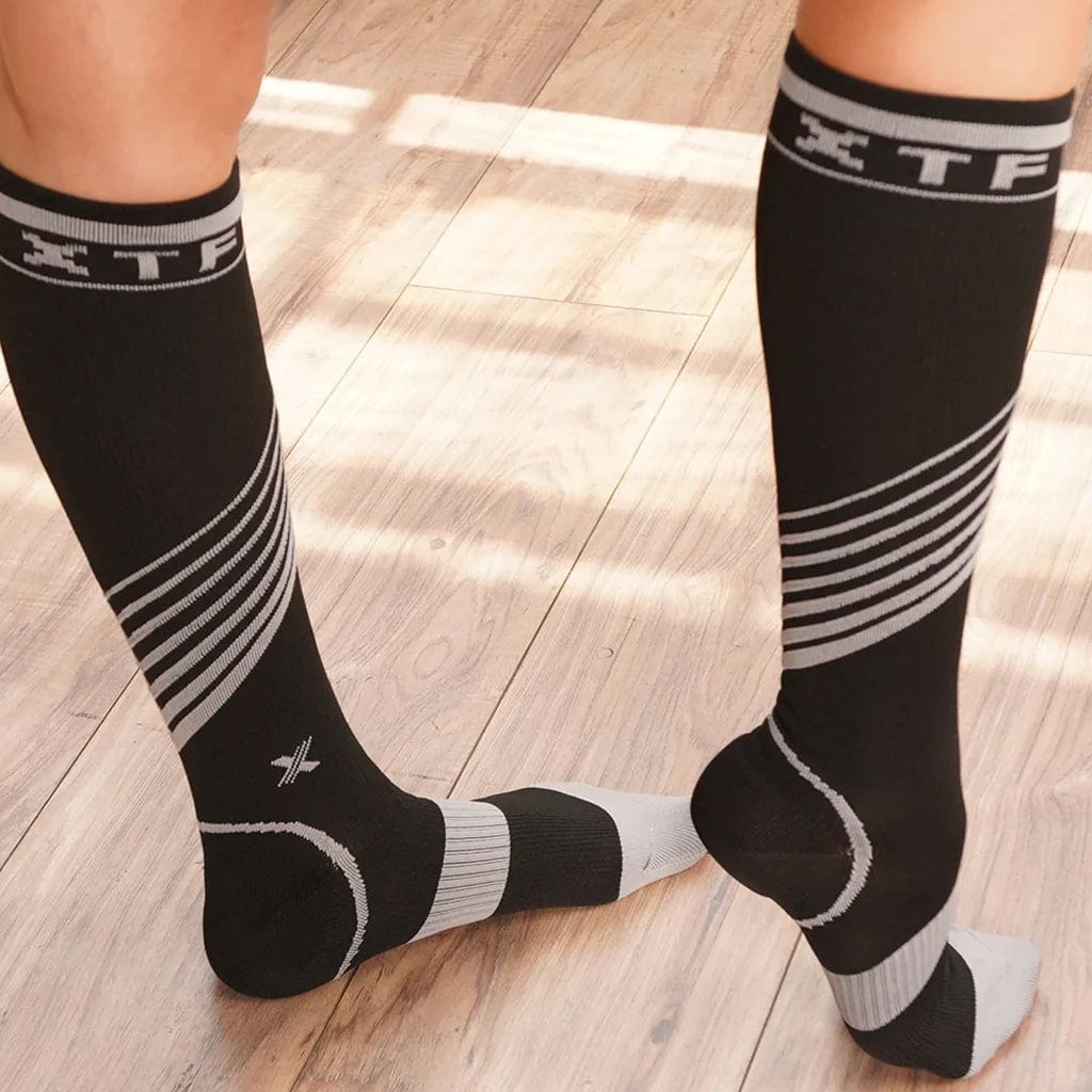 V-Striped Graduated Compression Socks (1-Pair)